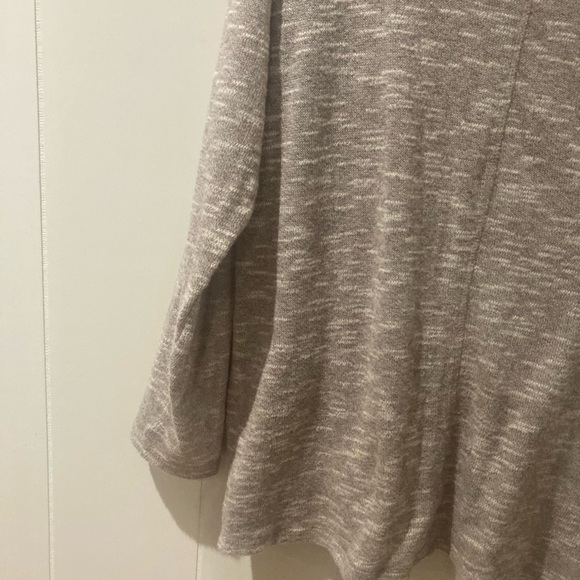 St John’s Bay Women’s Long Sleeve Jersey Knit Lightweight Sweater Top Size Large - Picture 2 of 5